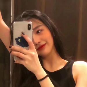 韩国三级吃奶头
