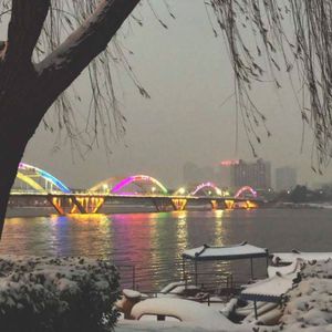 韩国三级吃奶头
